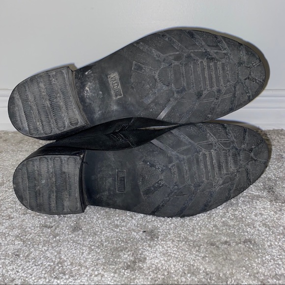 VALDINI Canadian Suede Booties - Picture 5 of 5